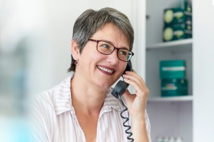 Der Kyberg Kundenservice betreut Ihre Apothekenkunden fachkompetent.